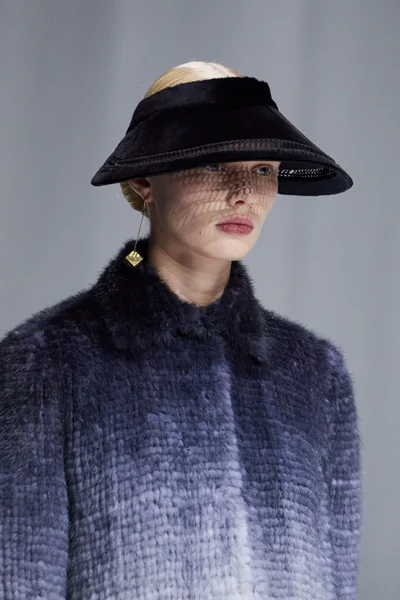 Look 93